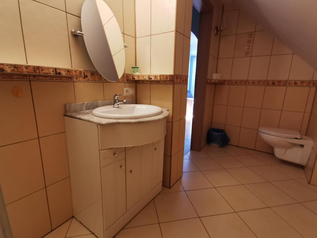 Hotel Zieliniec Poznaň Exteriér fotografie