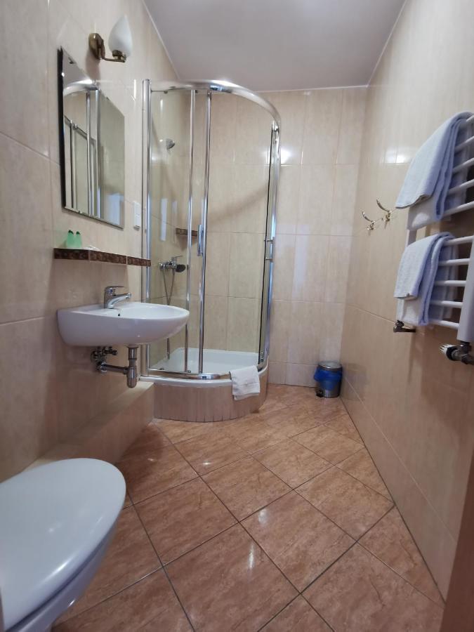 Hotel Zieliniec Poznaň Exteriér fotografie