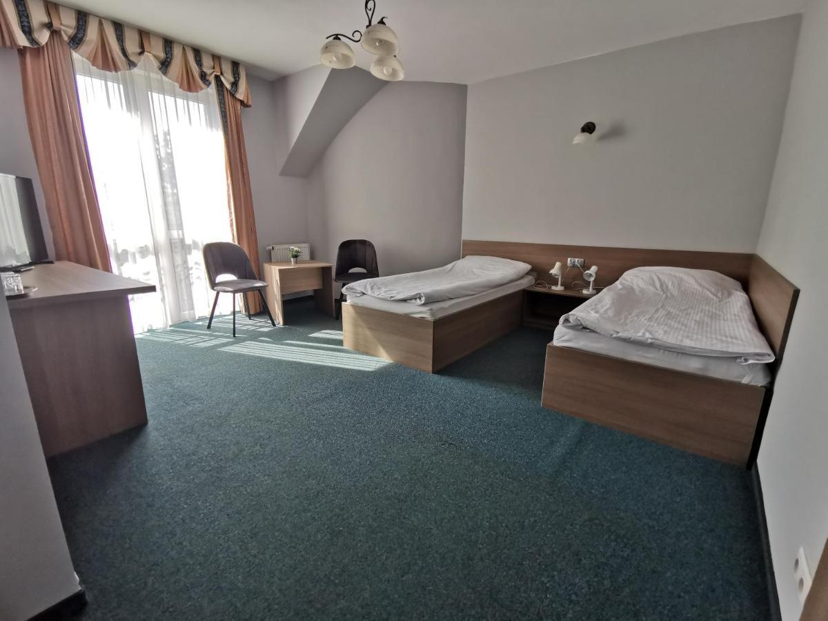 Hotel Zieliniec Poznaň Exteriér fotografie