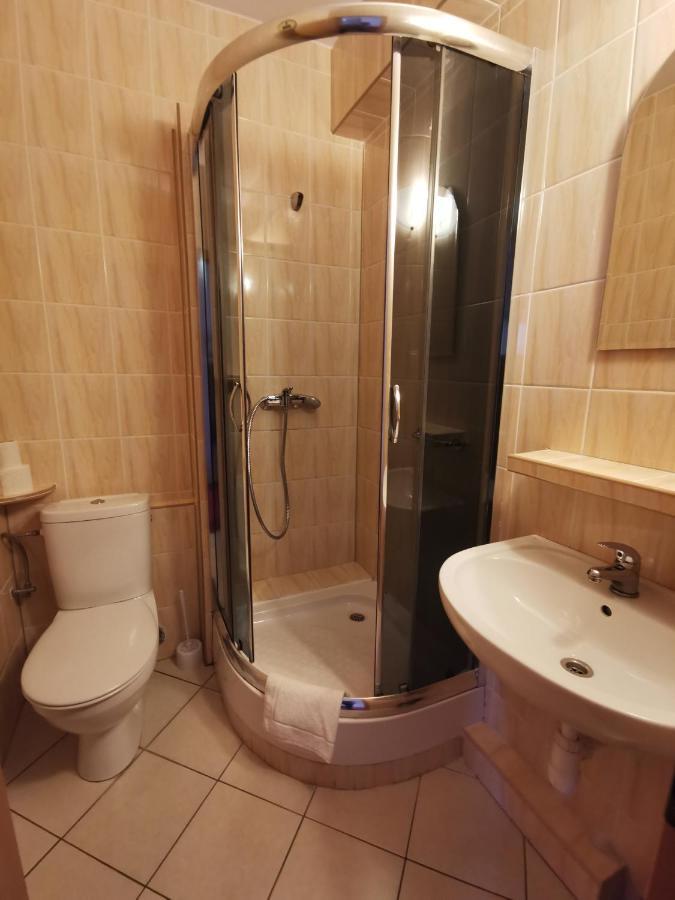 Hotel Zieliniec Poznaň Exteriér fotografie